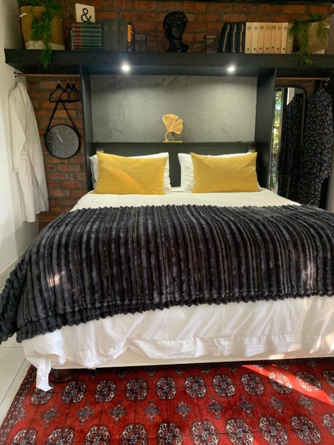 The Secret Garden Hideaway Apartamento Mossel Bay Exterior foto